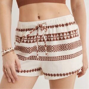 Aerie Cream and Brown Aztec Patterned Knit Women’s Shorts cotton L drawstring